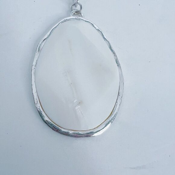 Vintage White Stone Pendant Mother of Pearl Teardrop Silver Chain Necklace - Picture 2 of 7